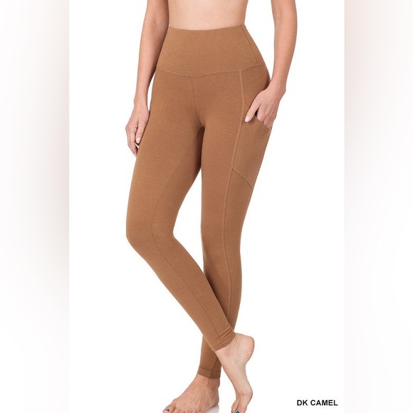 New wide waistband leggings with pockets. - Picture 2 of 3